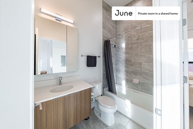 Photo - Room in Shared 4 bed/2 bath home Unidad D