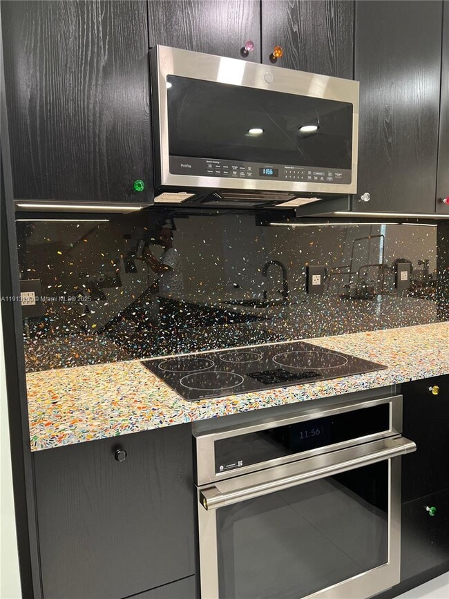 Photo - 3756 NE 167th St