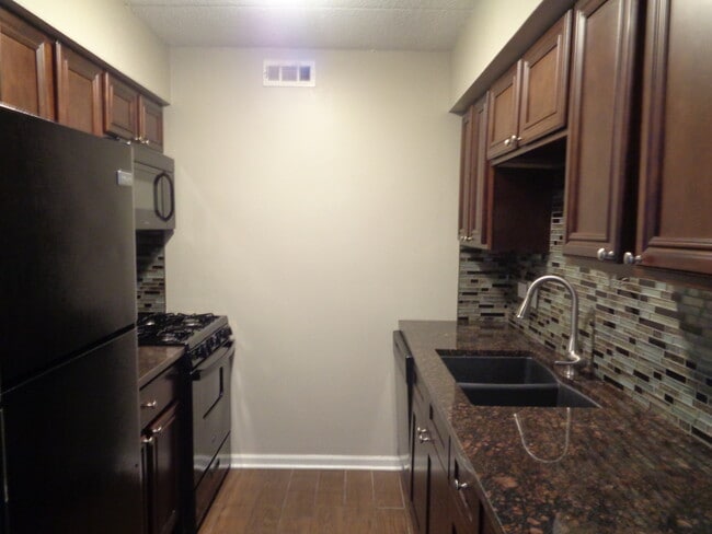 Photo - 14785 Lake View Dr Unit 101