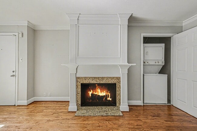 Photo - 5222 Fleetwood Oaks Ave