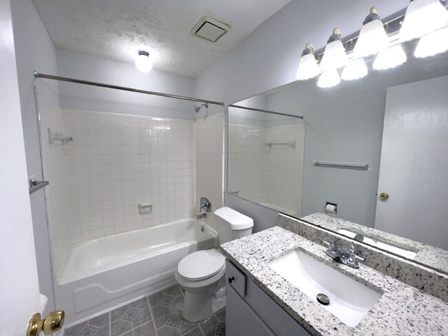 Bathroom - 2248 Runnymead Rdg SE Unit Marietta Condo