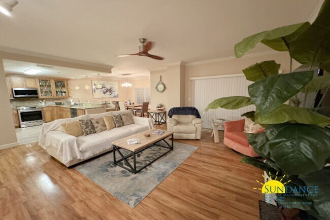 Photo - Stunning Furnished Indianola on the Water ... Unidad 202