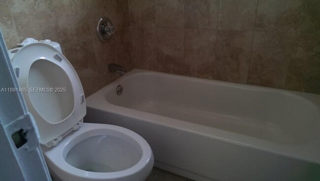 Photo - 18223 Oleta Dr Unit 18223