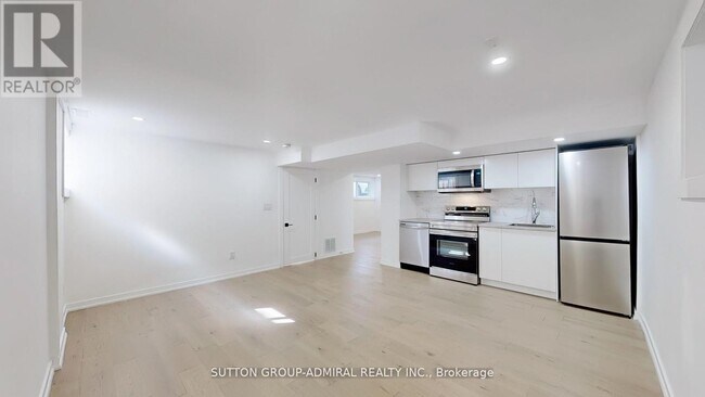 Photo - 118 Clifton Ave