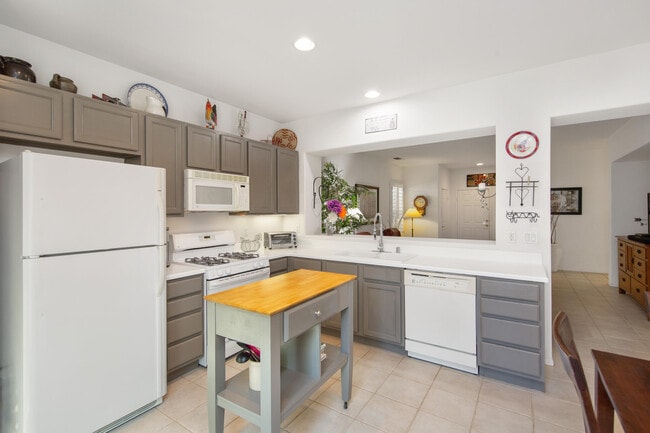 Photo - 78637 Rockwell Cir