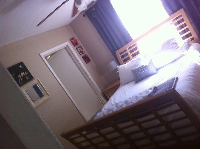 Photo - 2108 Willow St Unit B.