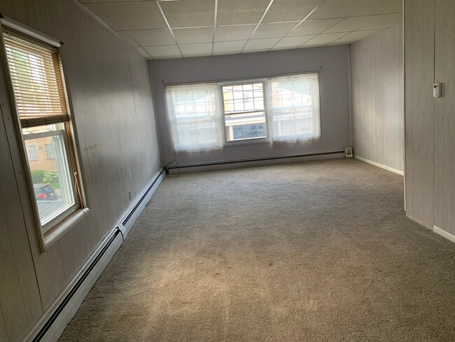 Photo - 814 Green Ridge St