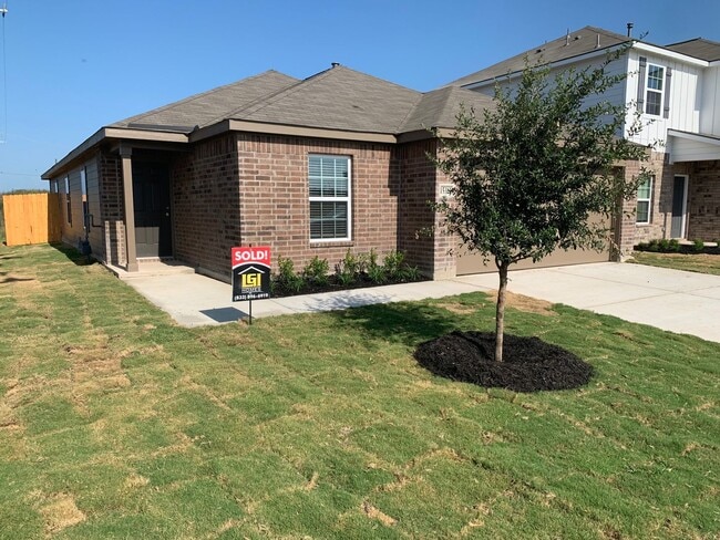 Photo - 4 bedroom, 2 bath home in the Preserves of...