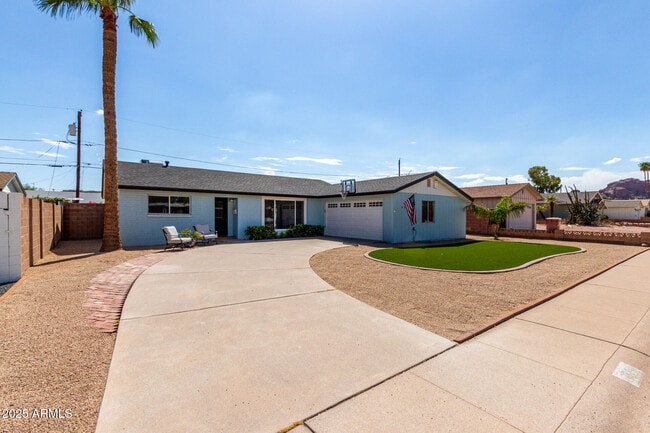 Photo - 6531 E Hubbell St