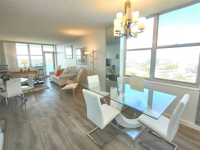 Photo - 7441 Wayne Ave