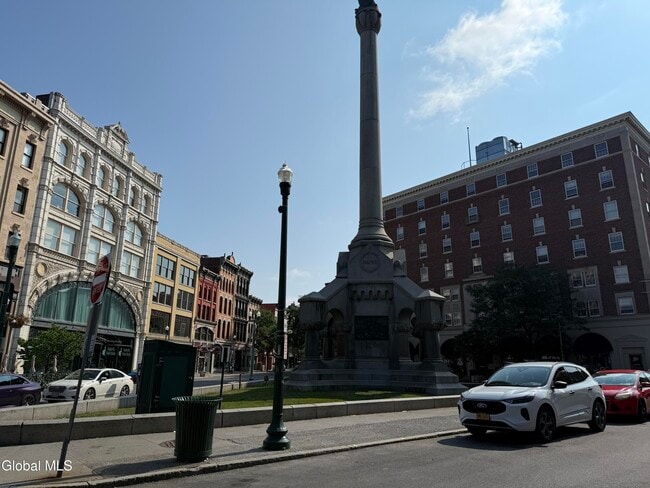 Photo - 5 Broadway Unidad 204