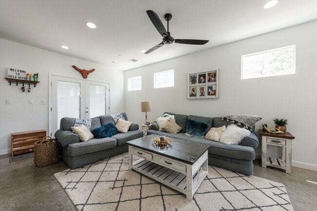 Photo - 4511 Depew Ave Unit A