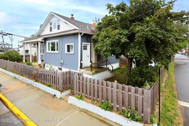 Photo - 16 Cornwall St