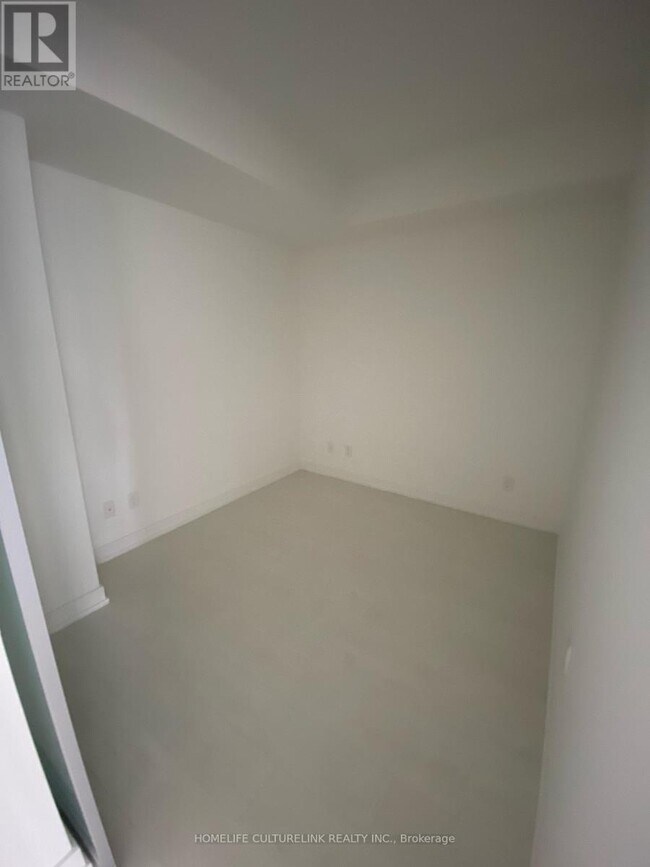 Photo - 19 Western Battery Rd Unité 2203