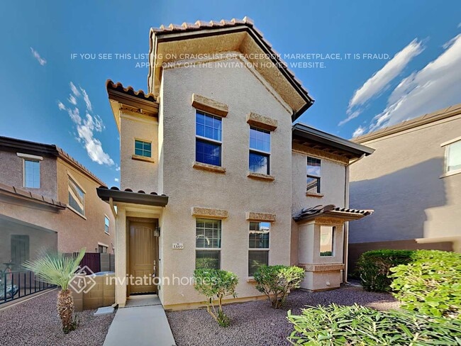 Photo - 1389 S Moccasin Trail House