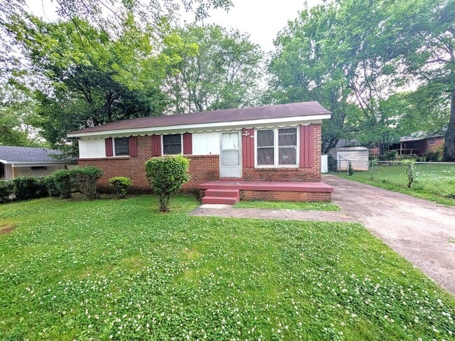 Photo - 1713 Niblick Ave NW