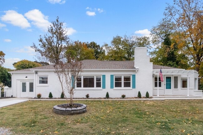 Photo - 1215 Trotwood Ave