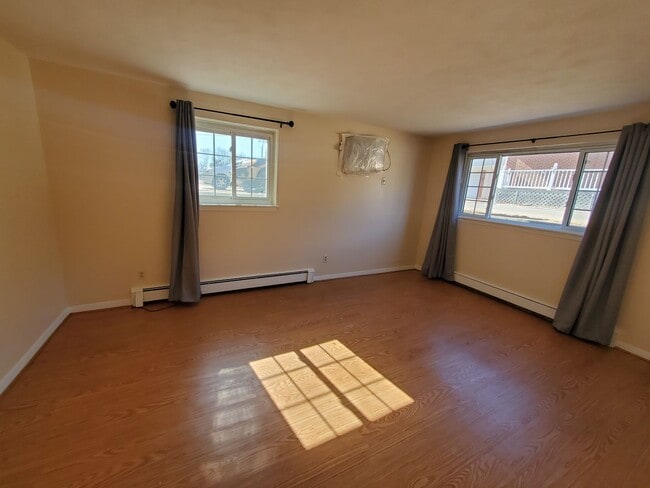 Photo - 526 30th Ave Unit 526 30th Ave -2-LEASE ONLY