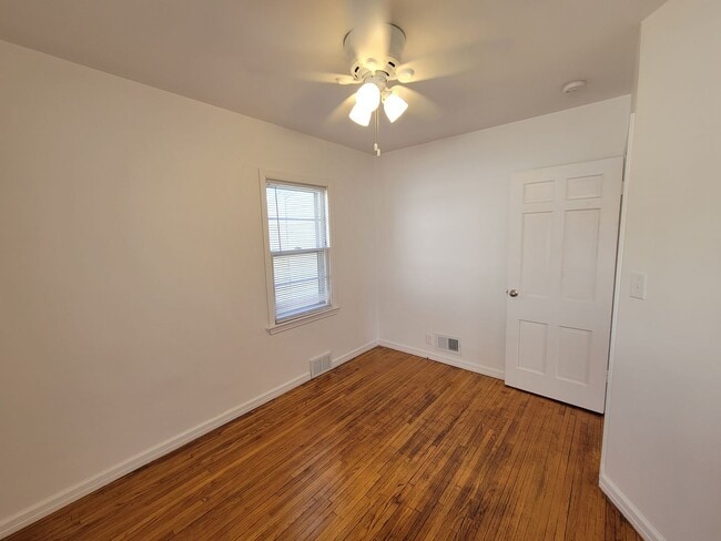 Photo - 3 Bed 2 Bath House