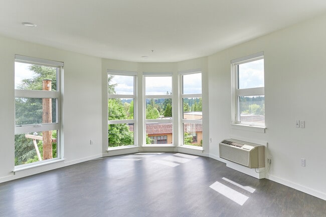 Multnomah Station Apartments living room