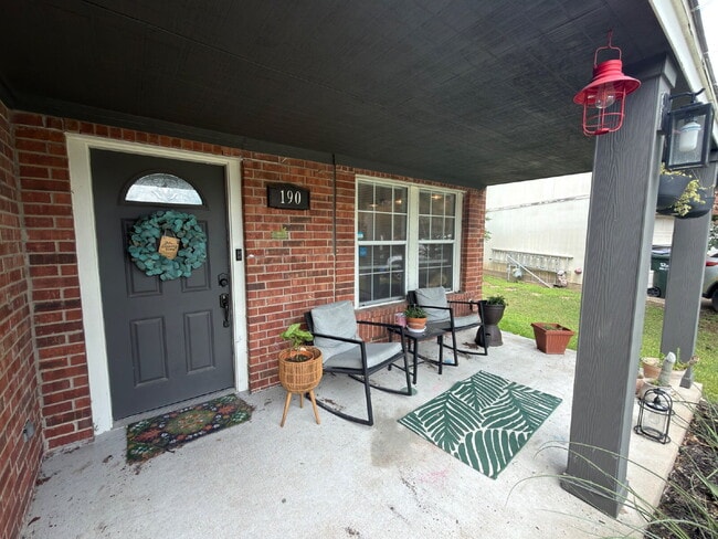 Photo - Three bed two & a half bath close to Ascension Seton Hays in Kyle's Steeplechase neighborhood.