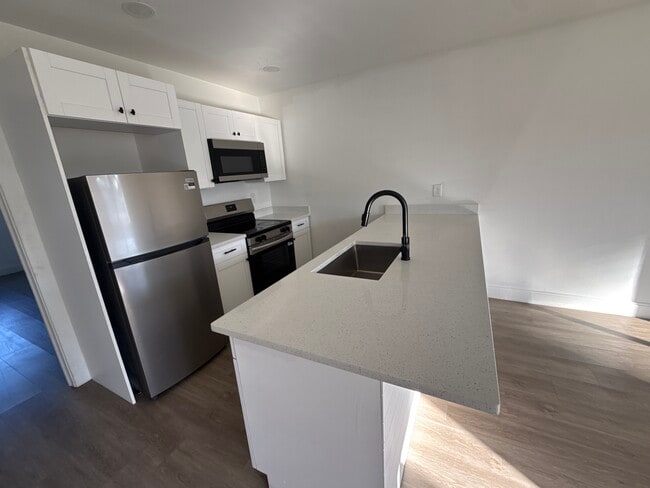 Photo - Palm Beach Blvd Unit 3