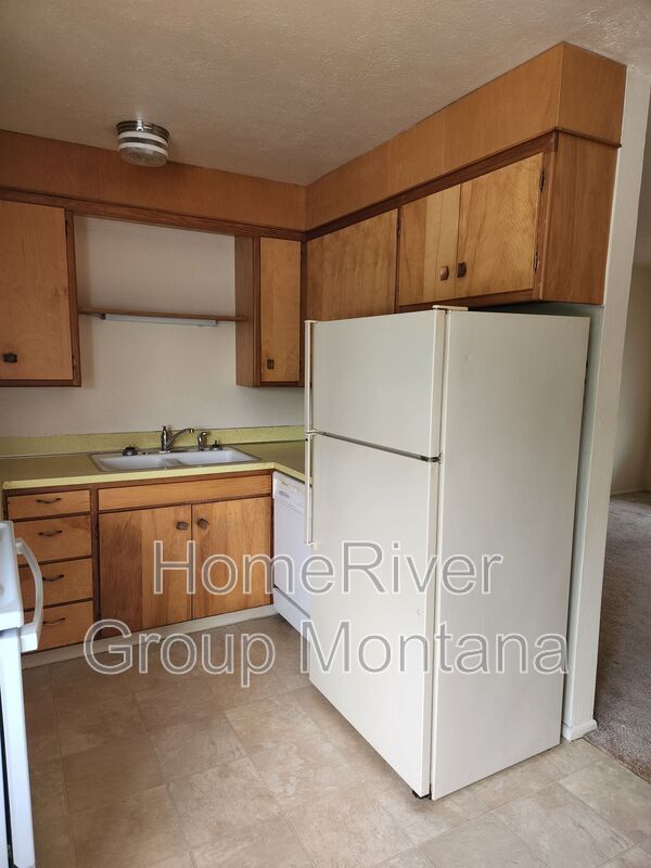 Photo - 2244 Hillside Dr