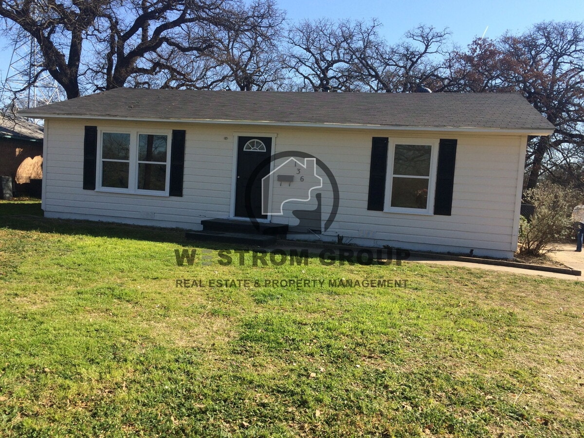 Photo - 136 Arthur Dr