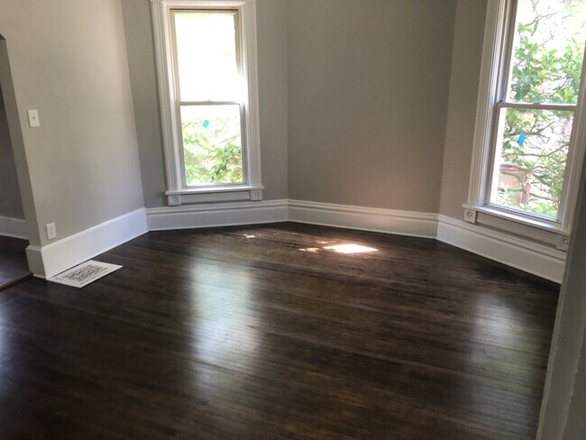 Photo - 23 N Channing St