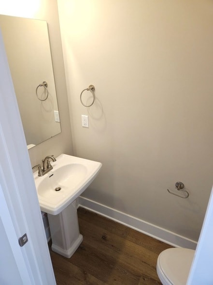 Photo - 719 Crestland Ave Unidad B1