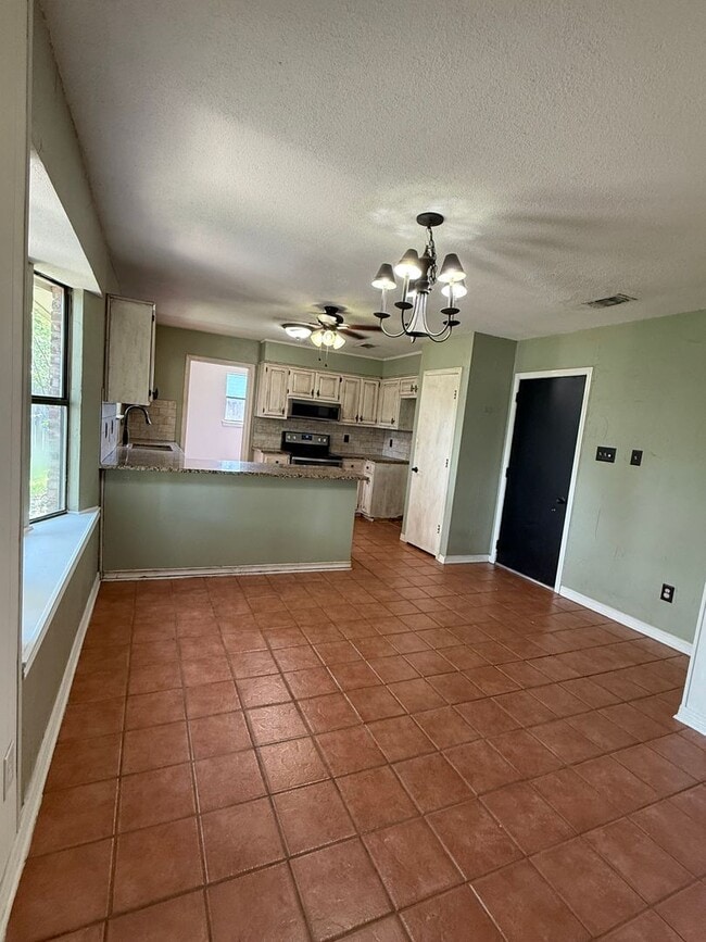 Photo - 3 Bedroom in Hallsville