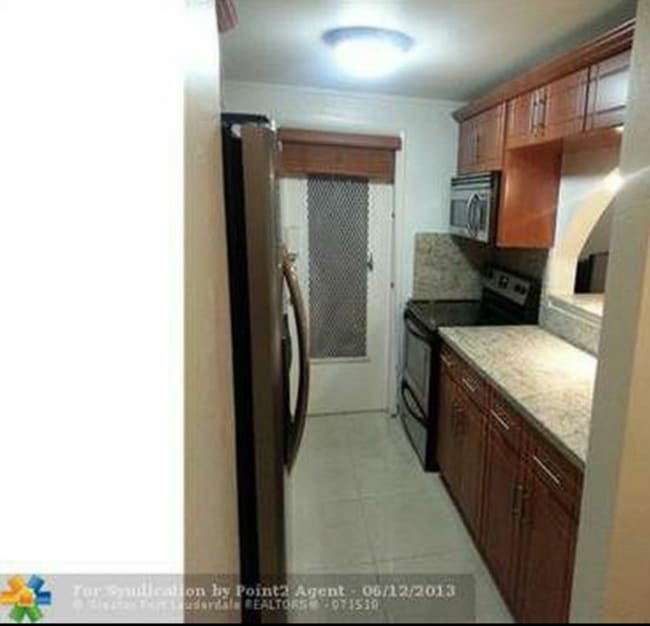 Photo - 1725 James Ave Unidad 24