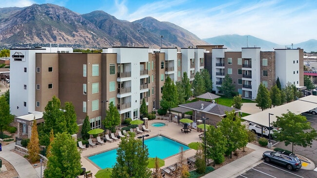 Building Photo - Canyon View Crossing Rental