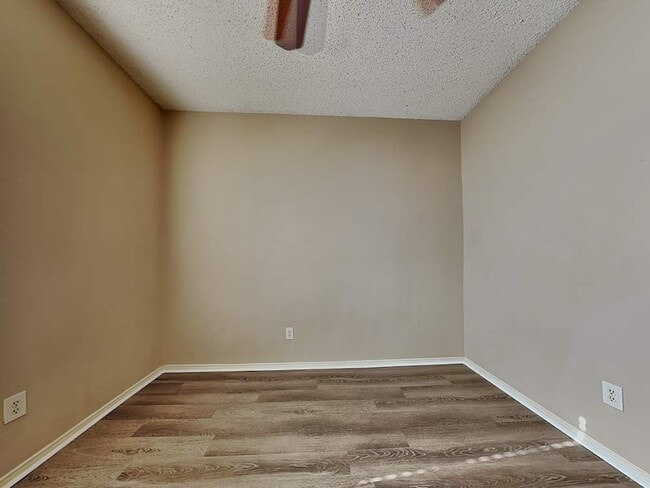 Photo - 2737 Preston Creek