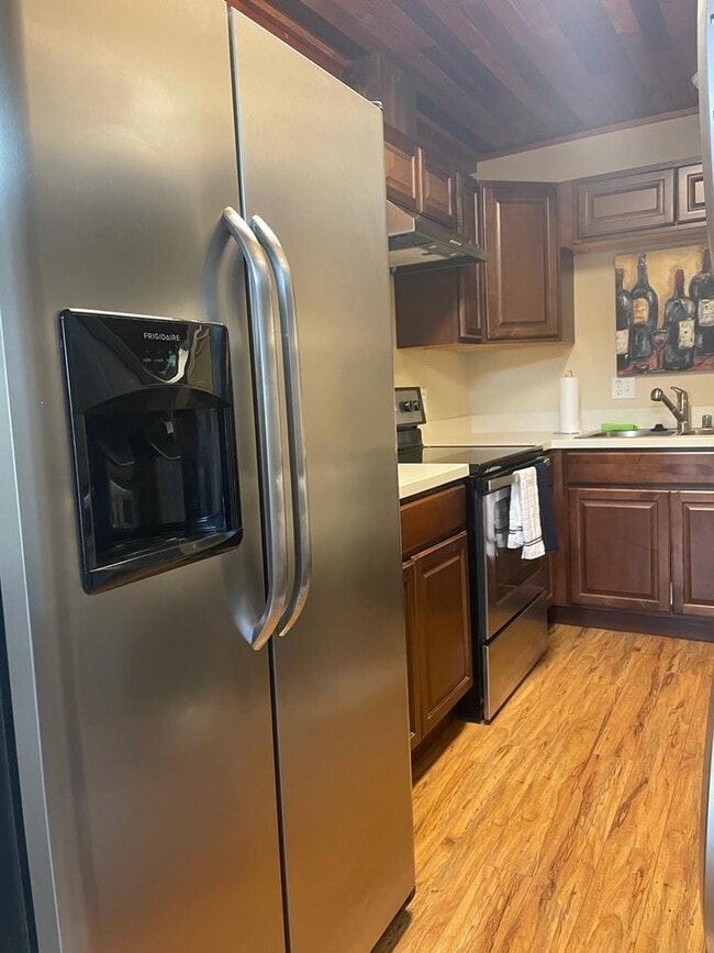 2611 Palmer Ct Unit 1