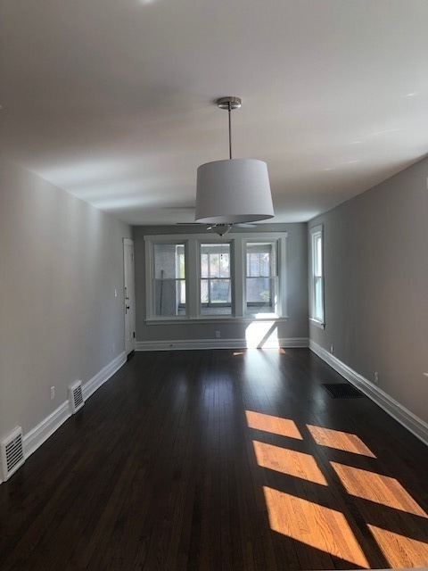 Photo - 305 W Palatine Rd Unidad 2