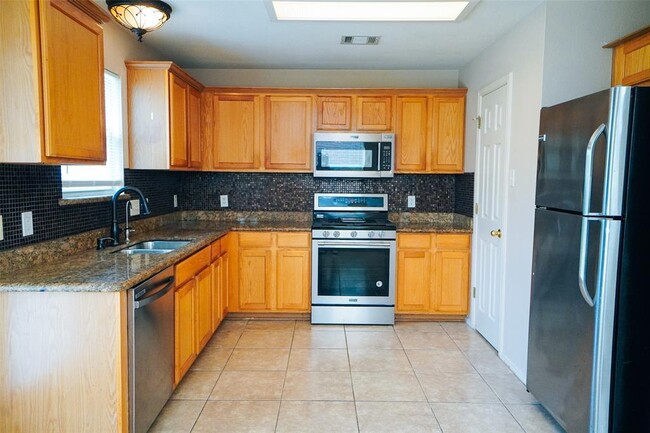 Photo - 14501 Ballycastle Trail