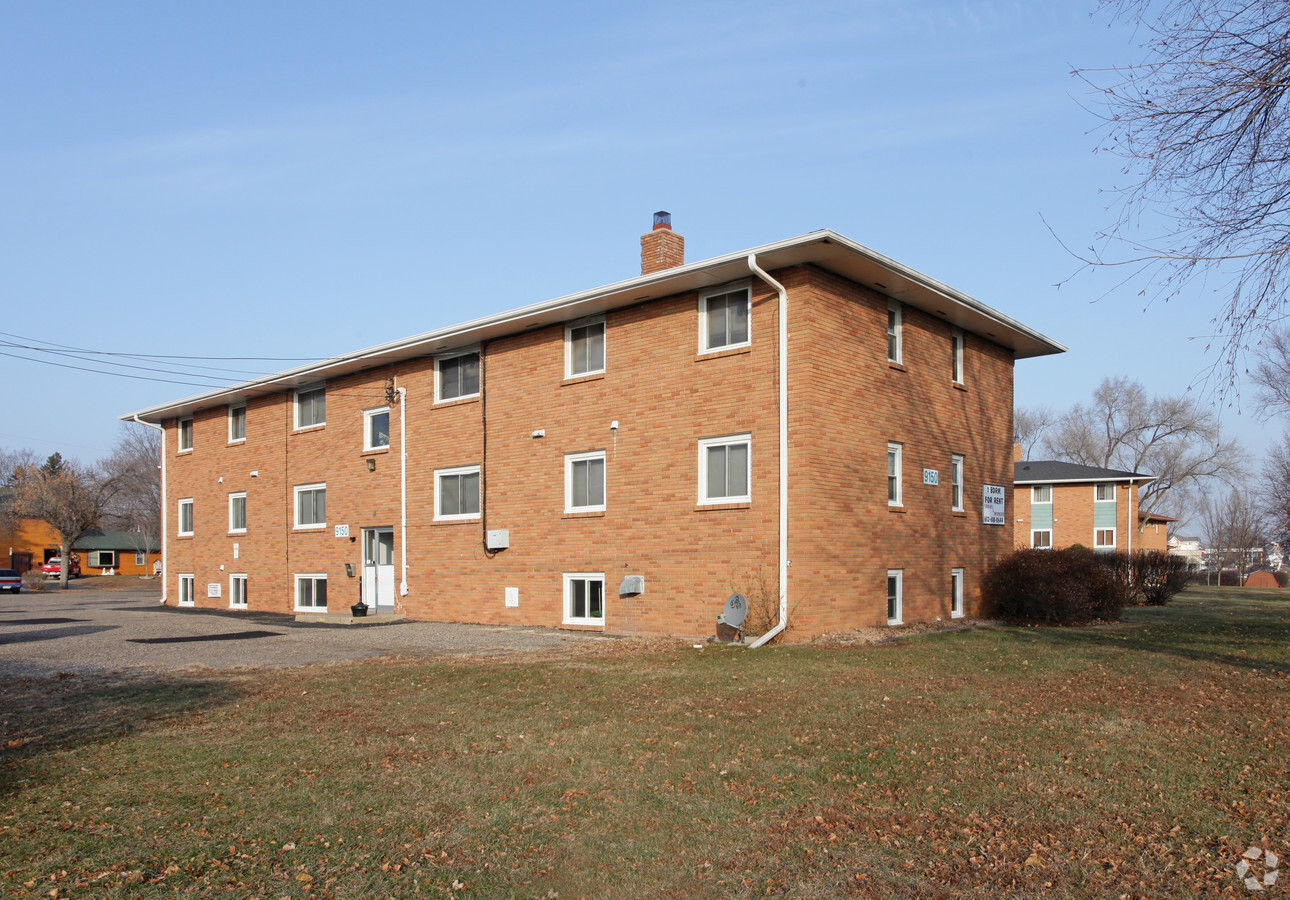 Photo - Lyndale Avenue Properties Apartments