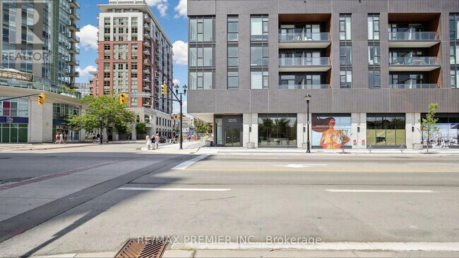 Photo - 2075 Lakeshore Rd. Unité 2006