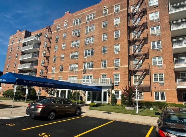 Building Photo - 86-11 151st Ave Unit 4K