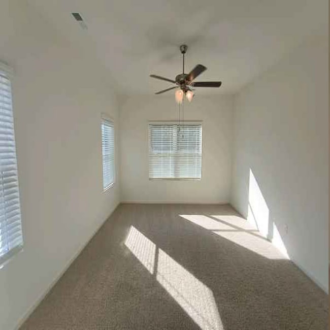 Photo - 2068 Gadwall Dr