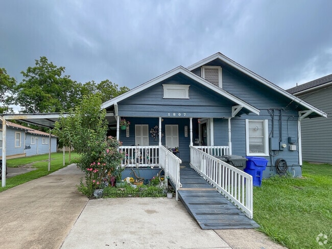 Building Photo - 1807 S 19th St Rental