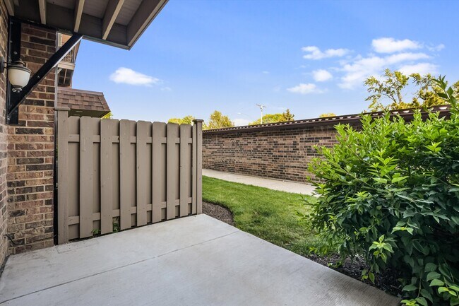 Photo - 3523 Central Rd Unit 101