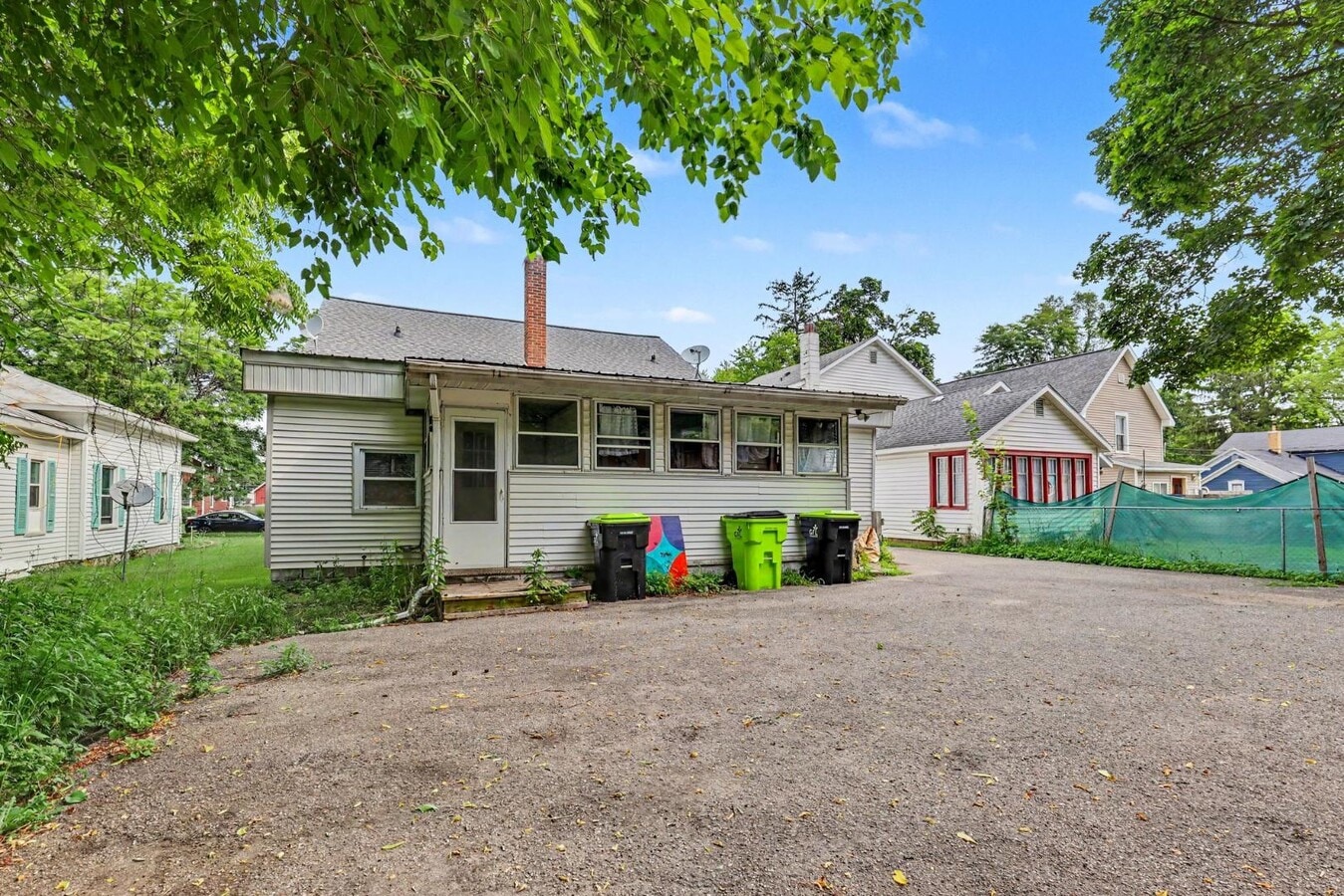 Photo - 315 W Grove St
