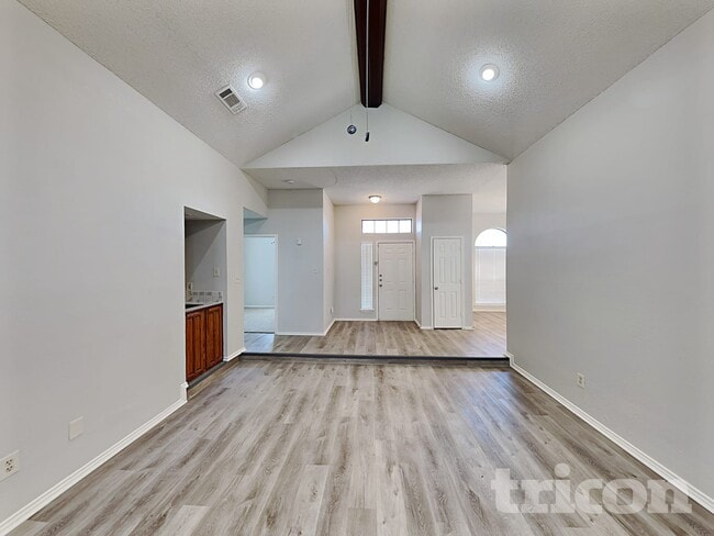 Photo - 709 De Soto Dr