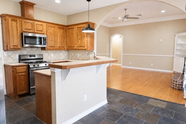 Photo - 4414 Woodland Ridge Dr