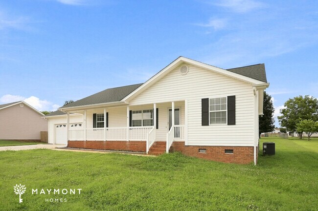 108 Hayworth Ln