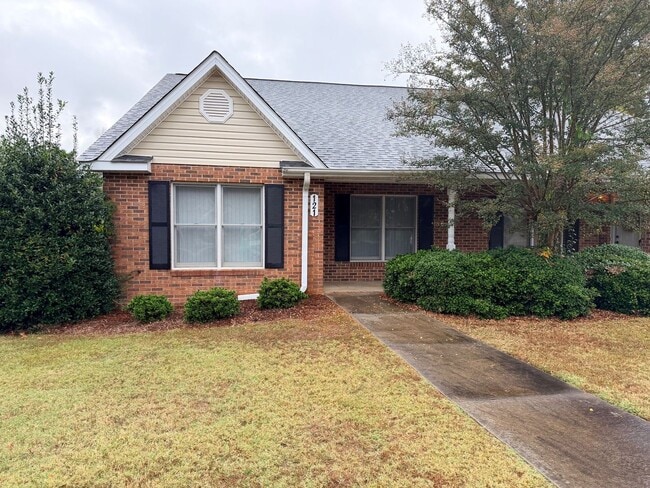 Building Photo - 121 Timberwood Rd Unit 121 Timberwood