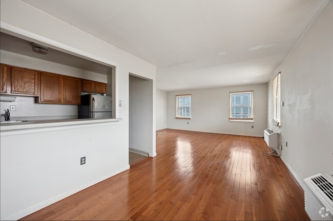Building Photo - 2133 Spring Garden St Unit 2133 Spring Garden -  1 Rental