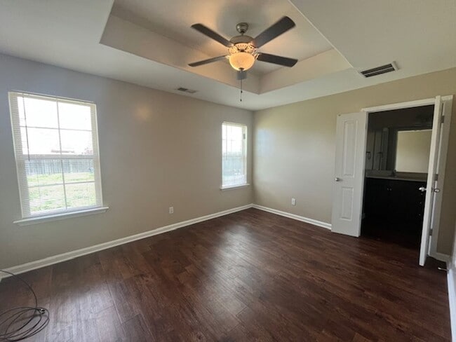 Photo - Renovated 4 Bedroom 2.5 Bath Home for Rent!